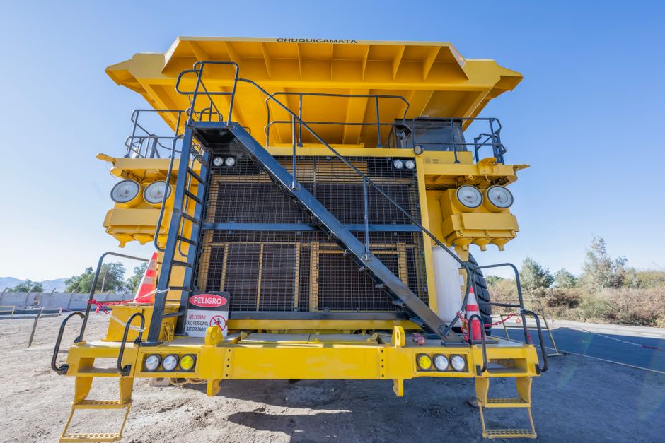 mining equipment supplier